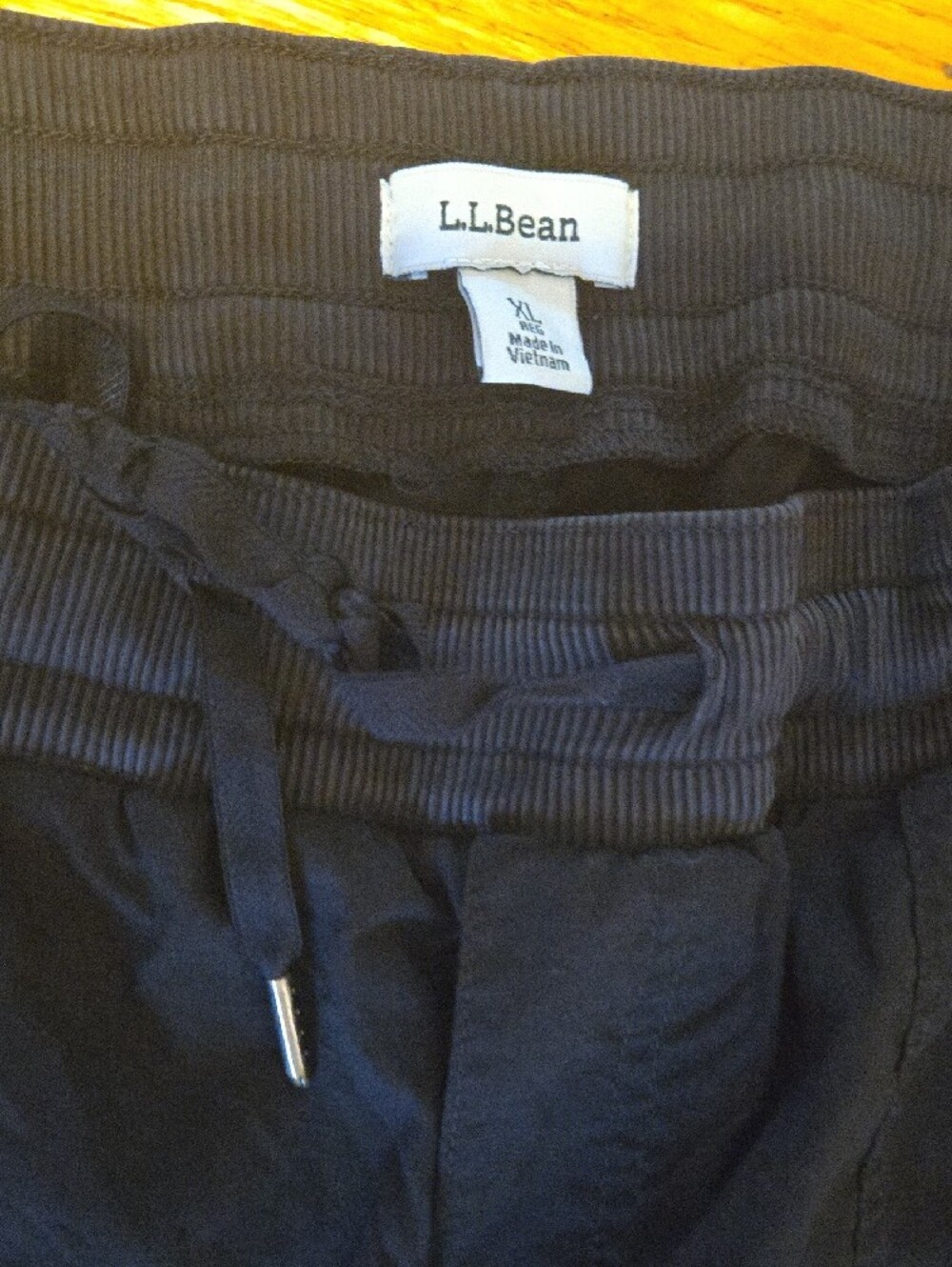 L.L. Bean Black Women's Lightweight Cargo Pants Size Xl - Picture 4 of 7